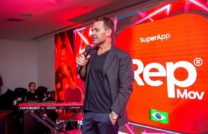 Cantor Eduardo Costa lança o Super App RepMov Brasil