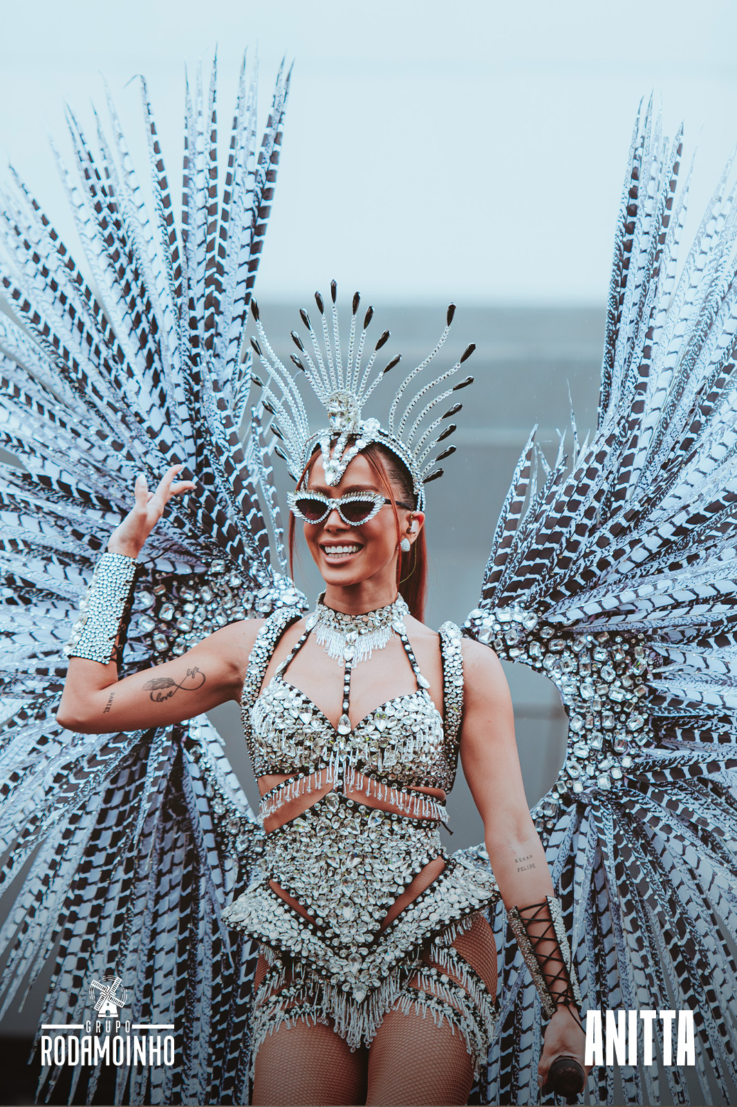 Anitta Brilha na Marquês de Sapucaí: Cantora terá Desfile Exclusivo no Carnaval do Rio de Janeiro