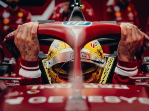 Aos 41 anos, Hamilton mantém sonho do oitavo título, mas Montoya vê caminho cada vez mais difícil