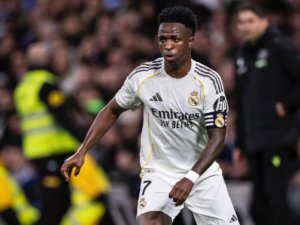 Vini Jr. enfrenta pressão no Real Madrid e cobra apoio da torcida em momento delicado